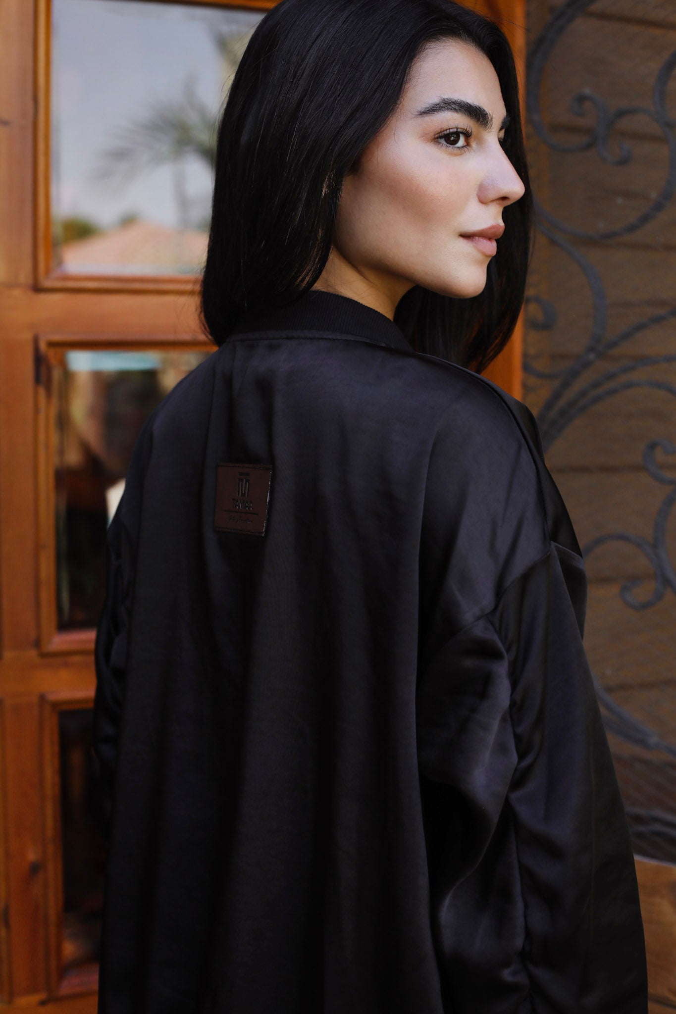 The Zee Edit Black