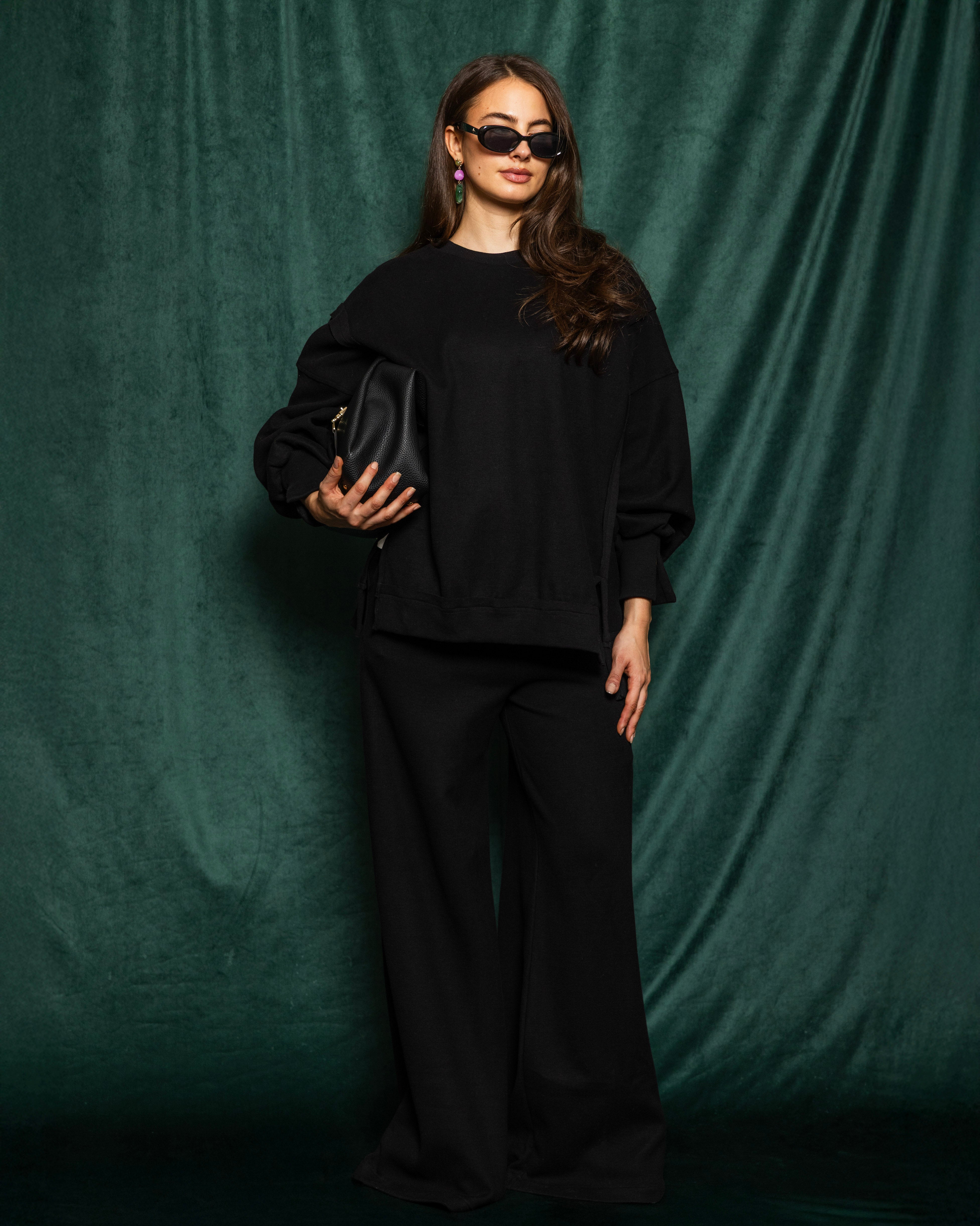 The Beyond Set Black - Adults