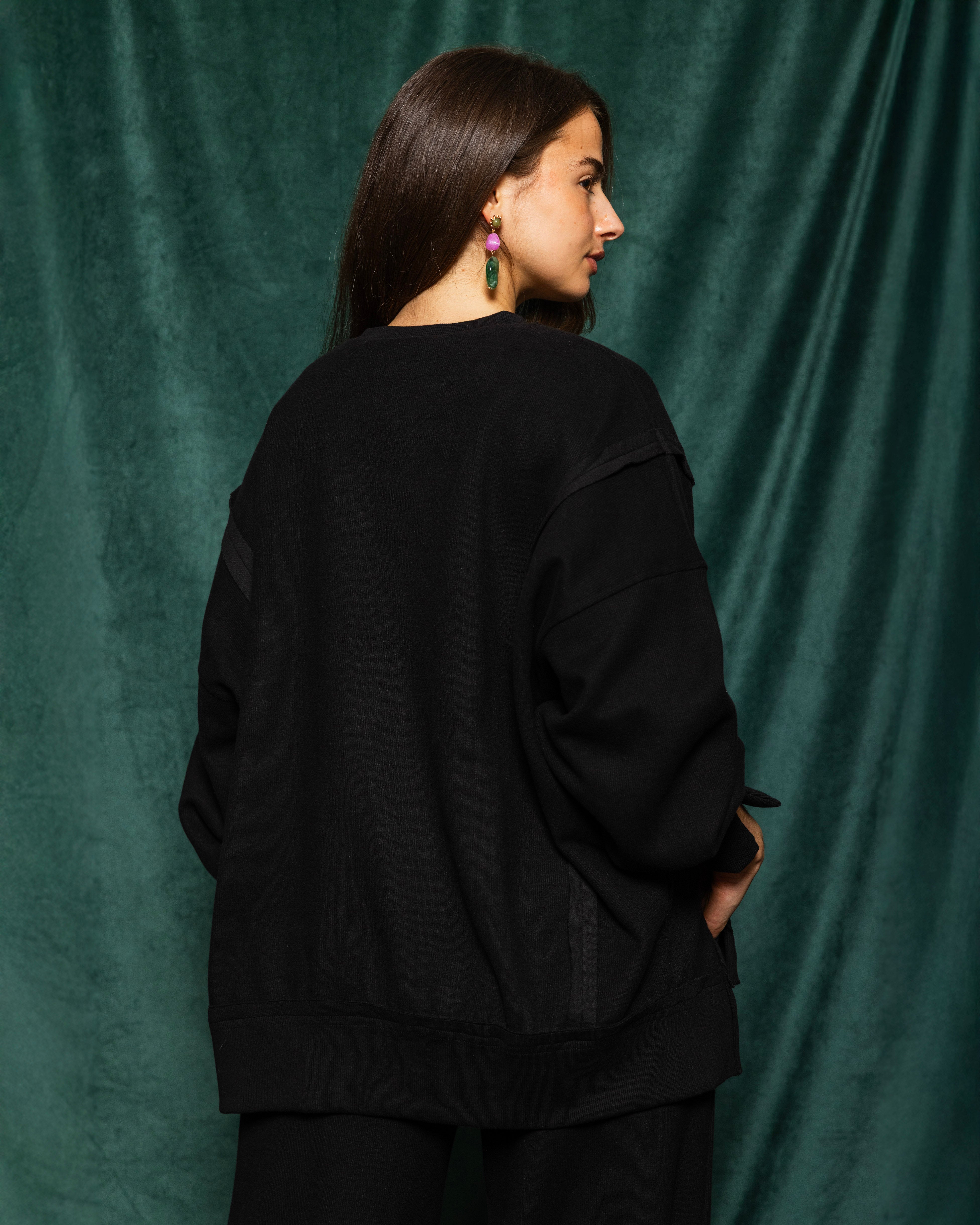 The Beyond Set Black - Adults