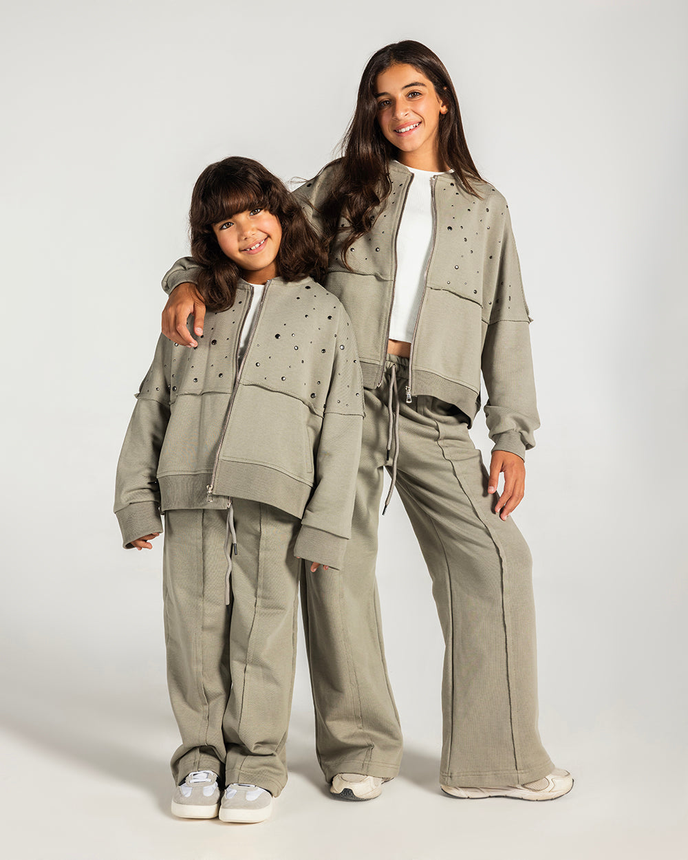 The Element Studded Set Pastel Olive - Kids