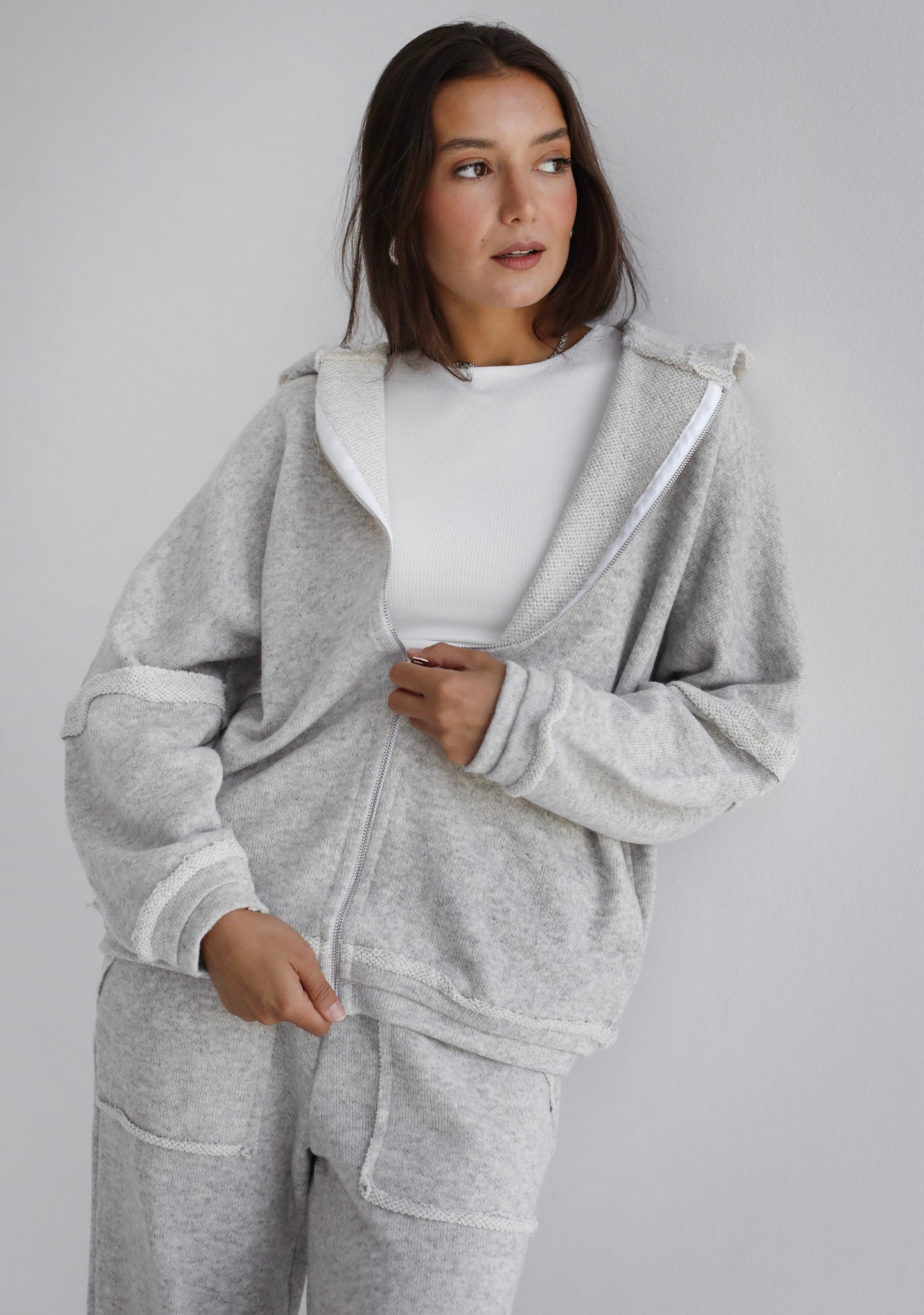 The Woolverse Set Cloud Grey - Adults