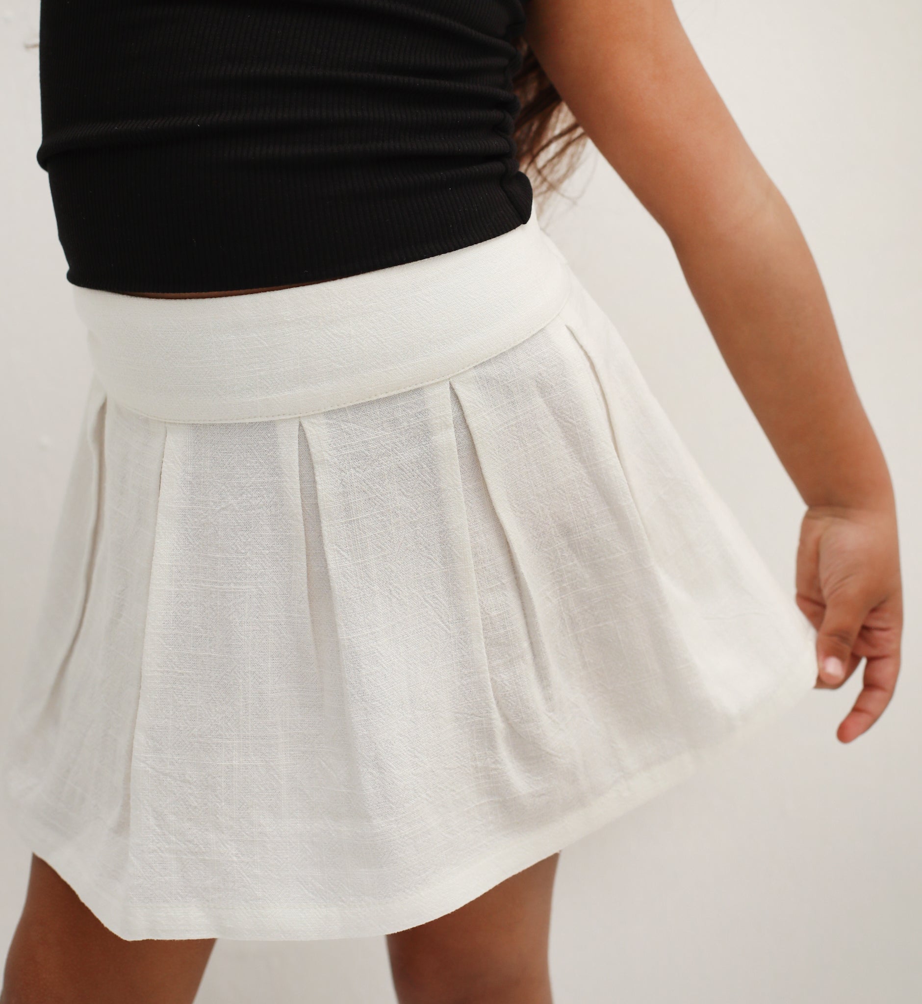 Quick Spin Skirt - White