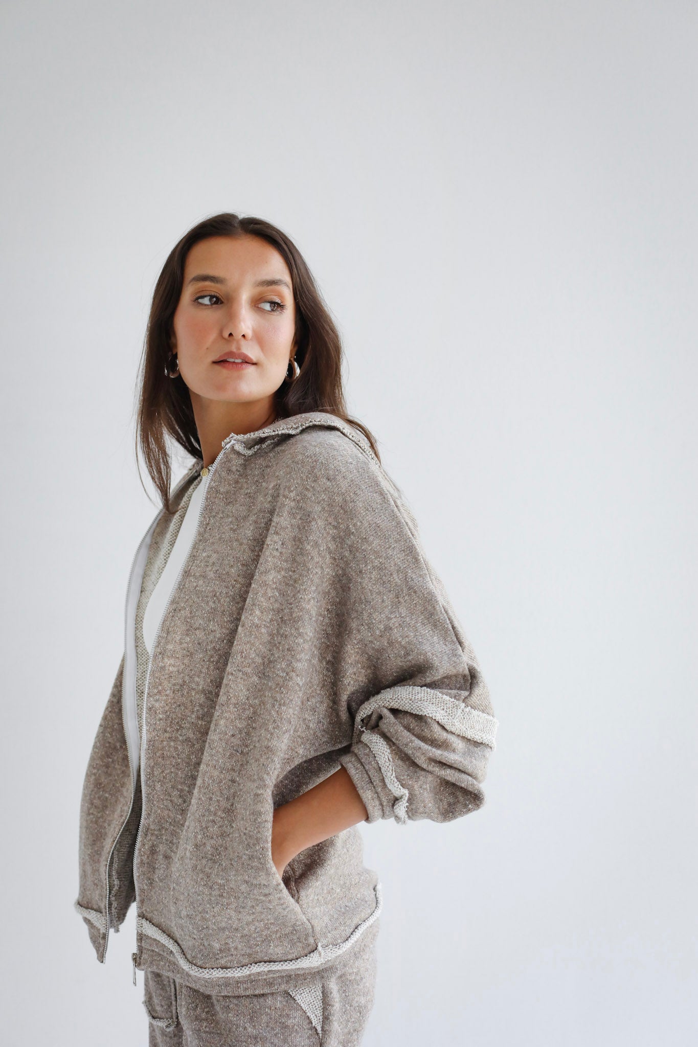 The Woolverse Set Brown - Adults