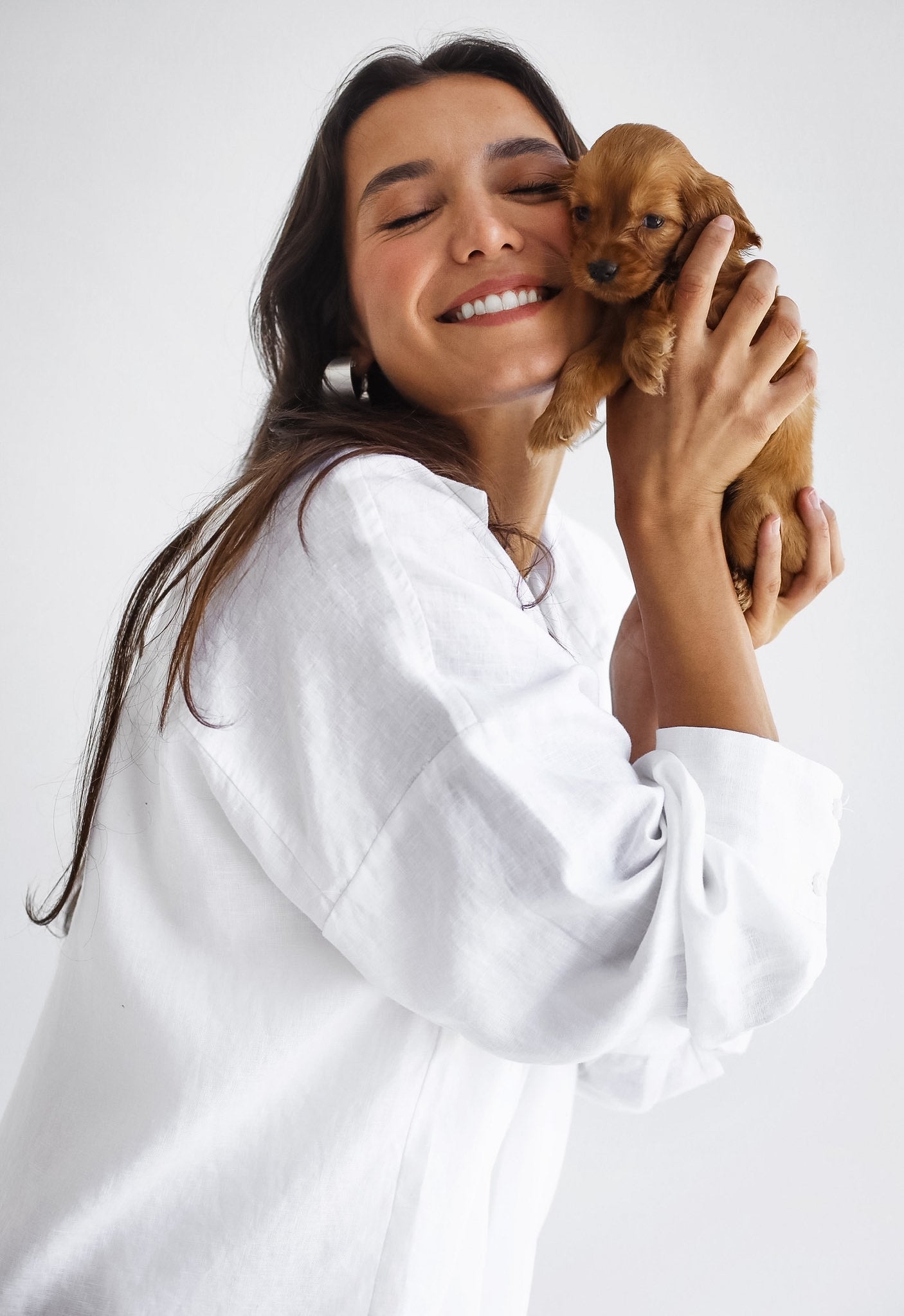 The Essential linen White Shirt - Adults