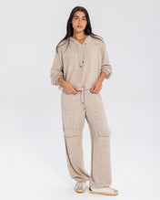 Winter Whispers Ivory - Adults