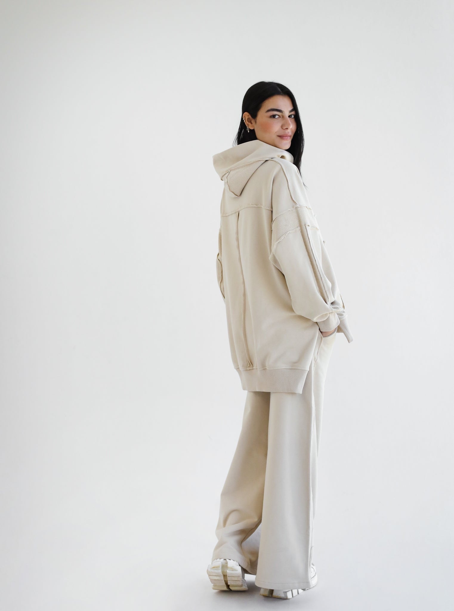 Inside Out set Ivory - Adults