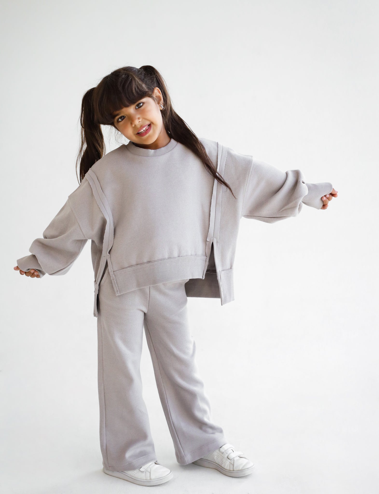 The Beyond Set Greyish - Kids