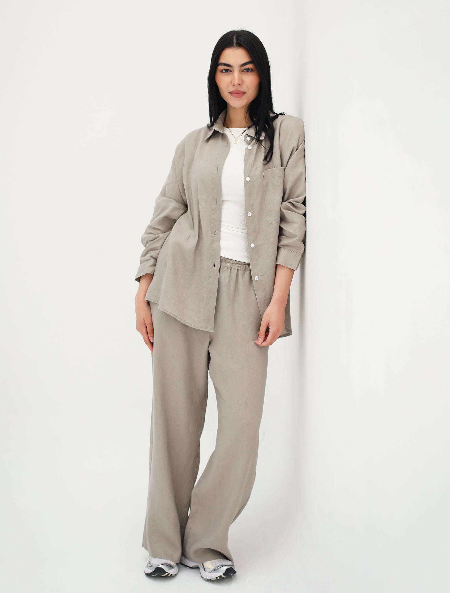 Tamaa Edit Grayish Set - Adults