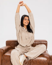 Winter Whispers Ivory - Adults