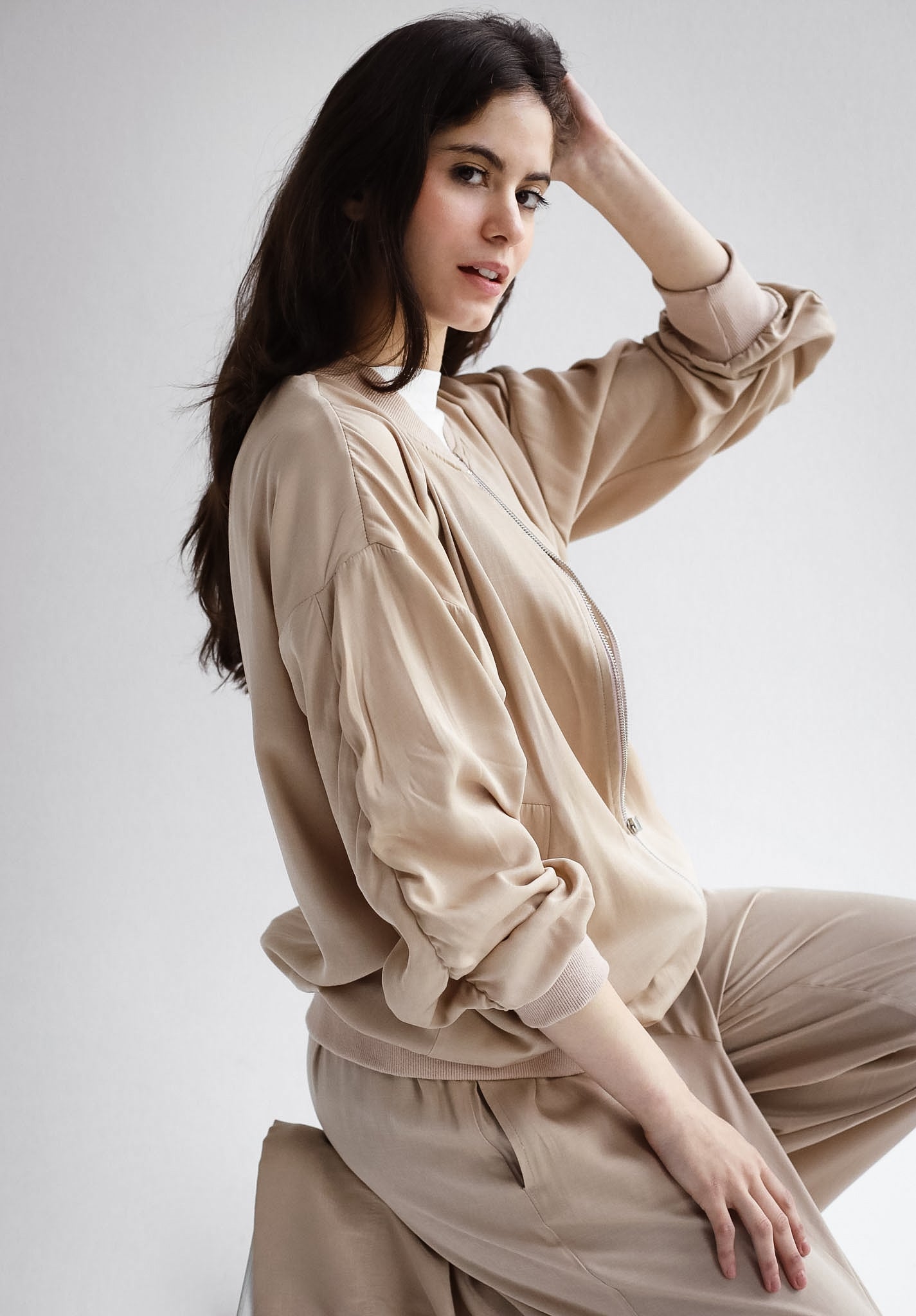 The Zee Beige Set - Adults