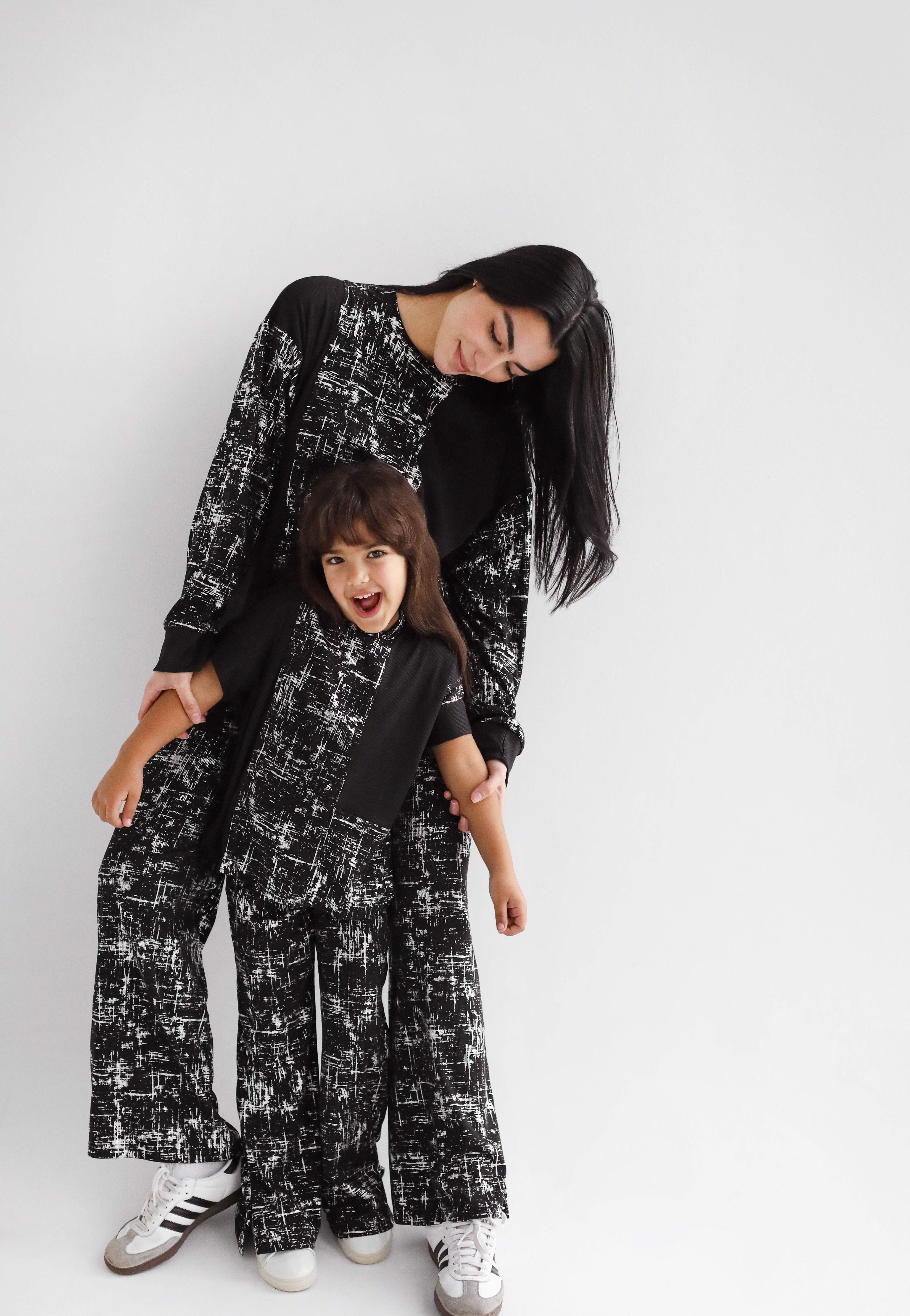 Forever Glow Black Set - Adults