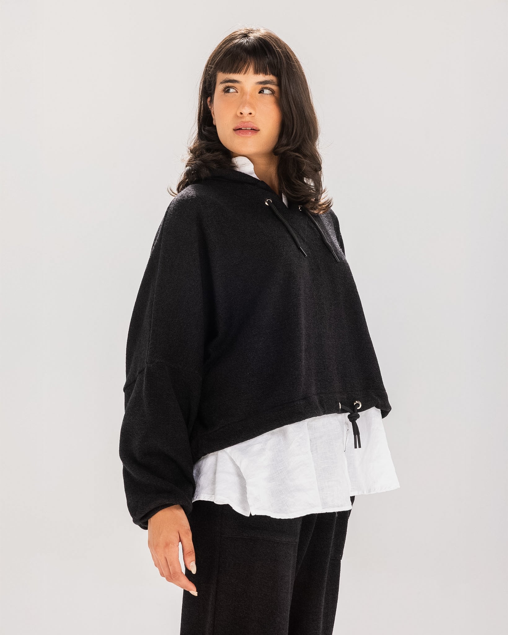 Winter Whispers Black - Adults