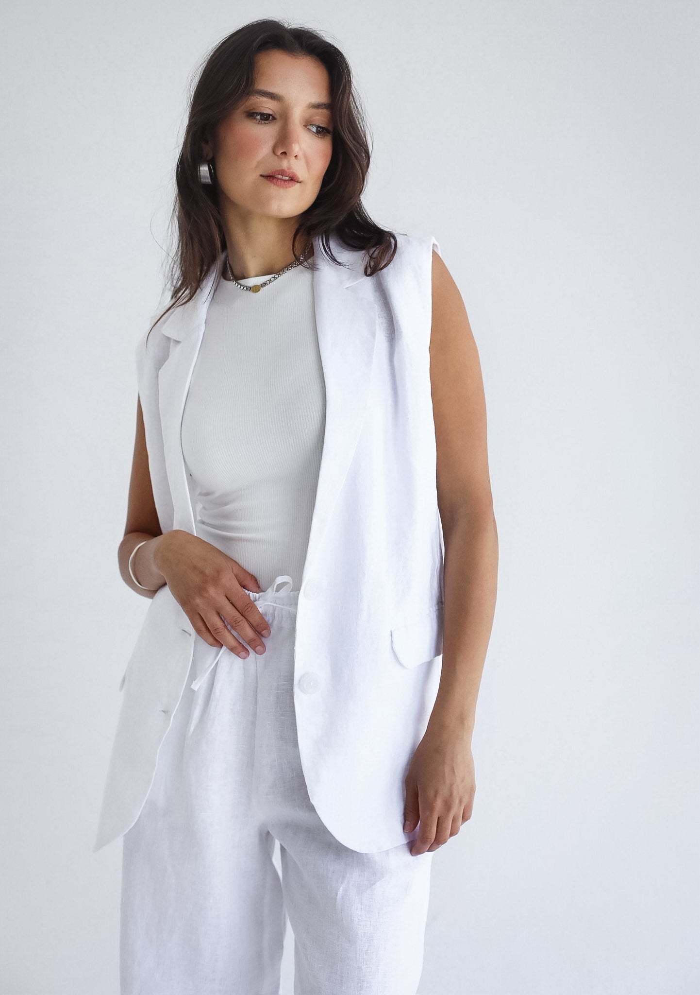 Settle in Edit White Set-Adults