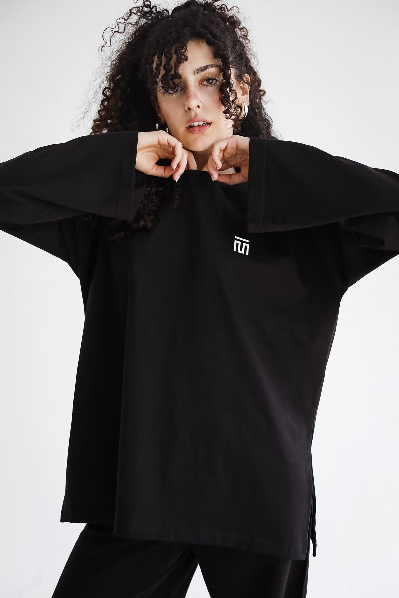 Basic lovers Tshirt Black-Adults