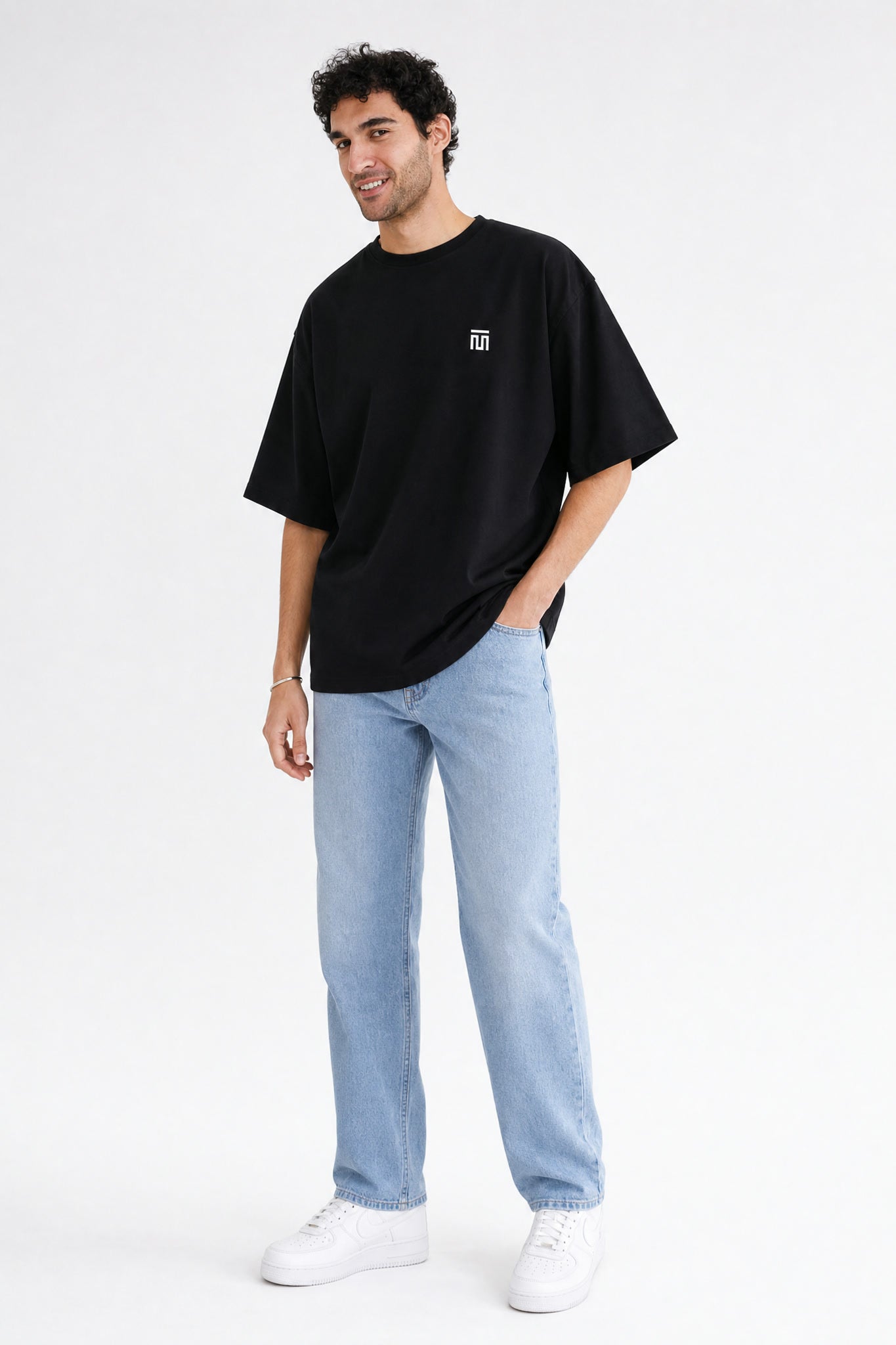 Tamaa AI catalog image — men front (2026-08)