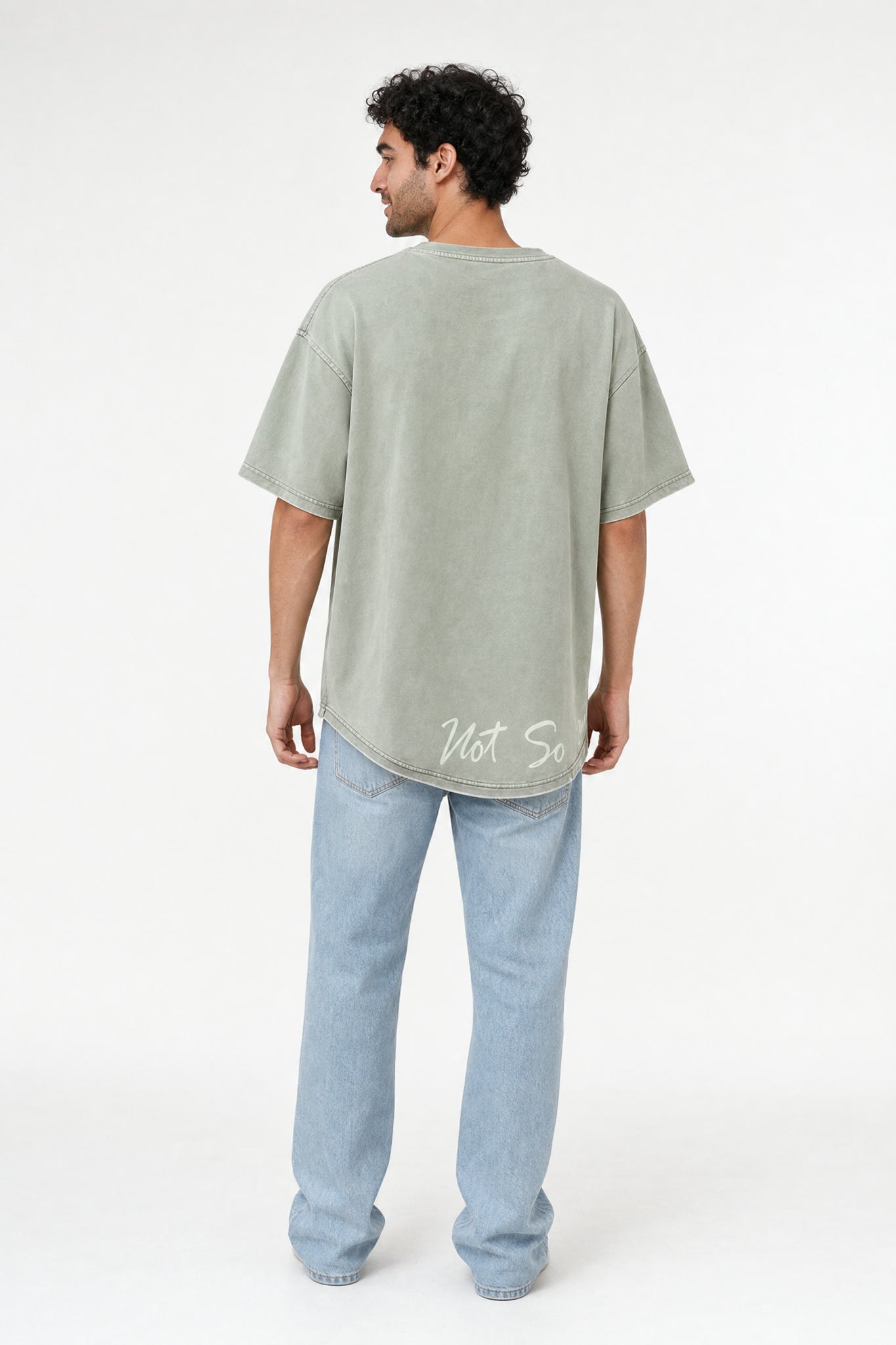 Tamaa AI catalog image — men back view (2026-08)
